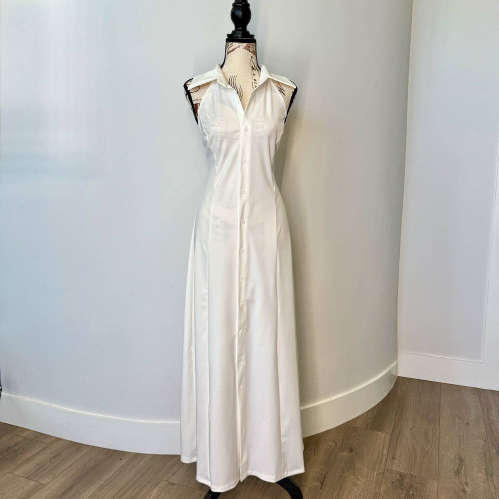 Elegant White Sleeveless Maxi Dress